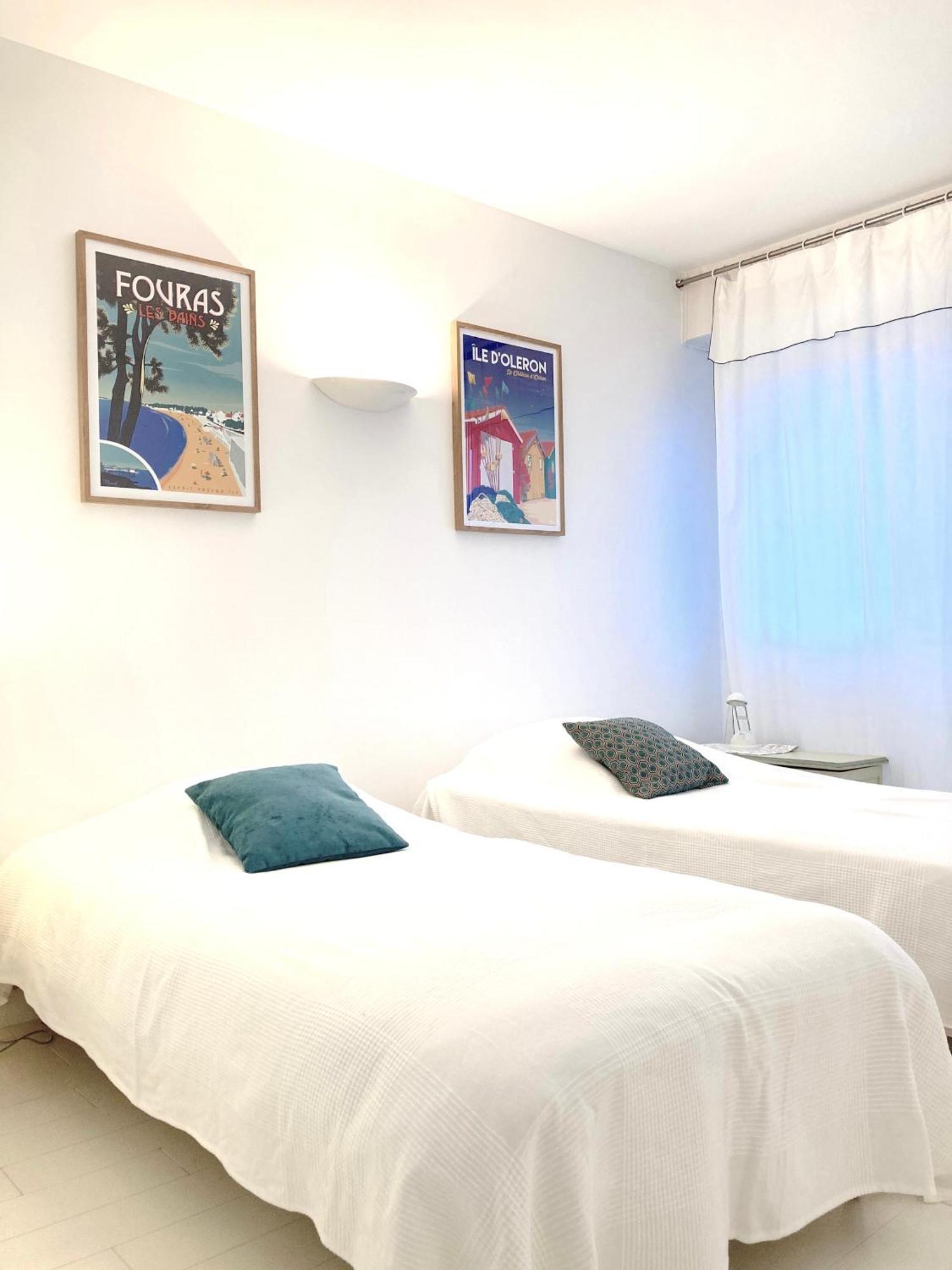 לה רושל Maison Centre Ville Avec Jardin , Terrasse, Et Garage Velos מראה חיצוני תמונה